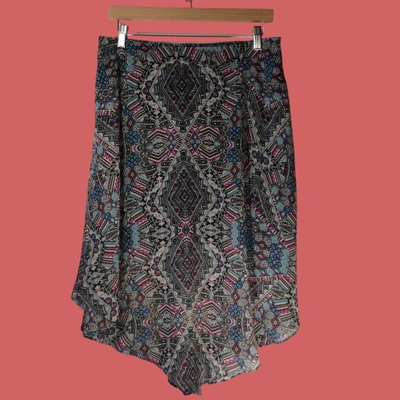 Maurice’s Geometric Asymmetrical Skirt Size Medium - Picture 1 of 10